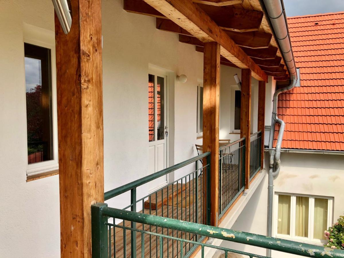 Appartement Sonnhof Ressl à Klosterneuburg Extérieur photo