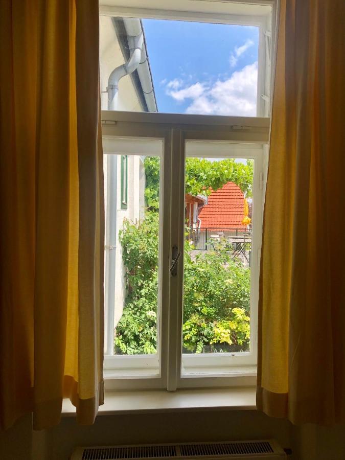Appartement Sonnhof Ressl à Klosterneuburg Extérieur photo
